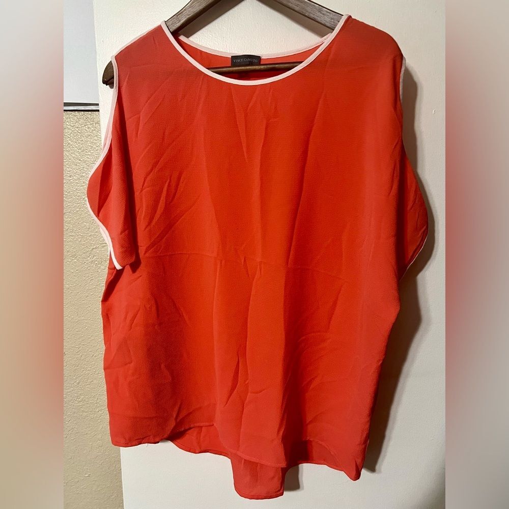 Vince Camuto Coral Sleeveless Blouse SzS Classic Minimalist Chic